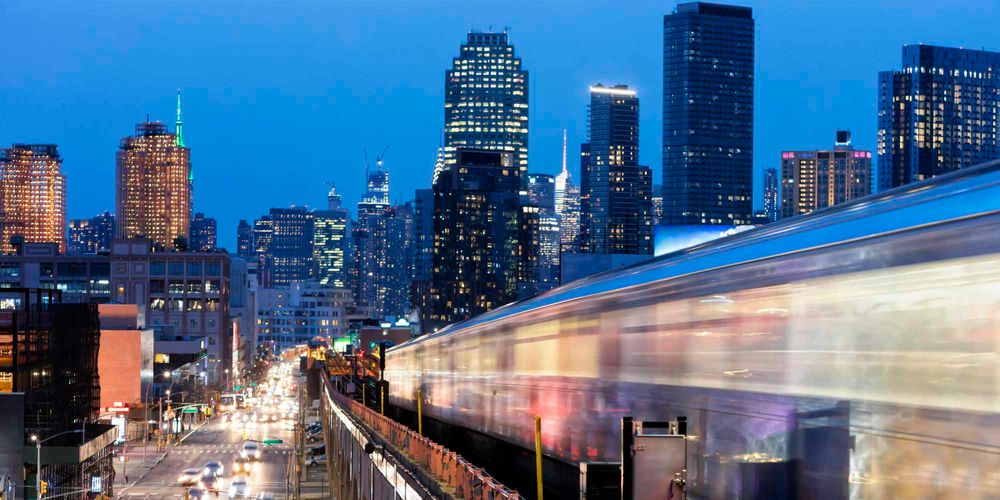 Mass transit reduces traffic / iStock